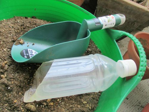 %e3%83%9a%e3%83%83%e3%83%88%e3%83%9c%e3%83%88%e3%83%ab%e3%81%ae%e5%9c%9f%e5%85%a5%e3%82%8c