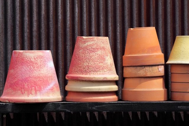 テラコッタ?プラスチック?それともグラスファイバー?植木鉢は